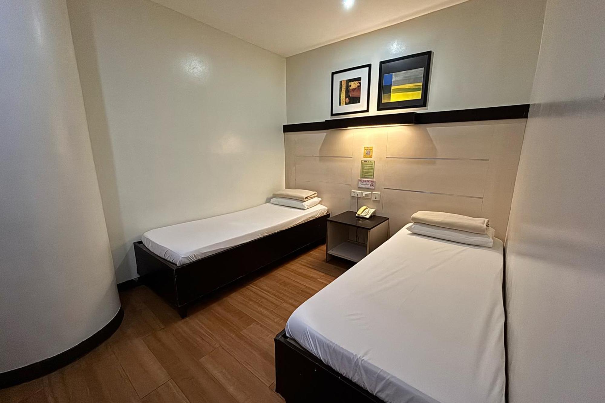 Sugbutel Family Hotel Cebu Ngoại thất bức ảnh