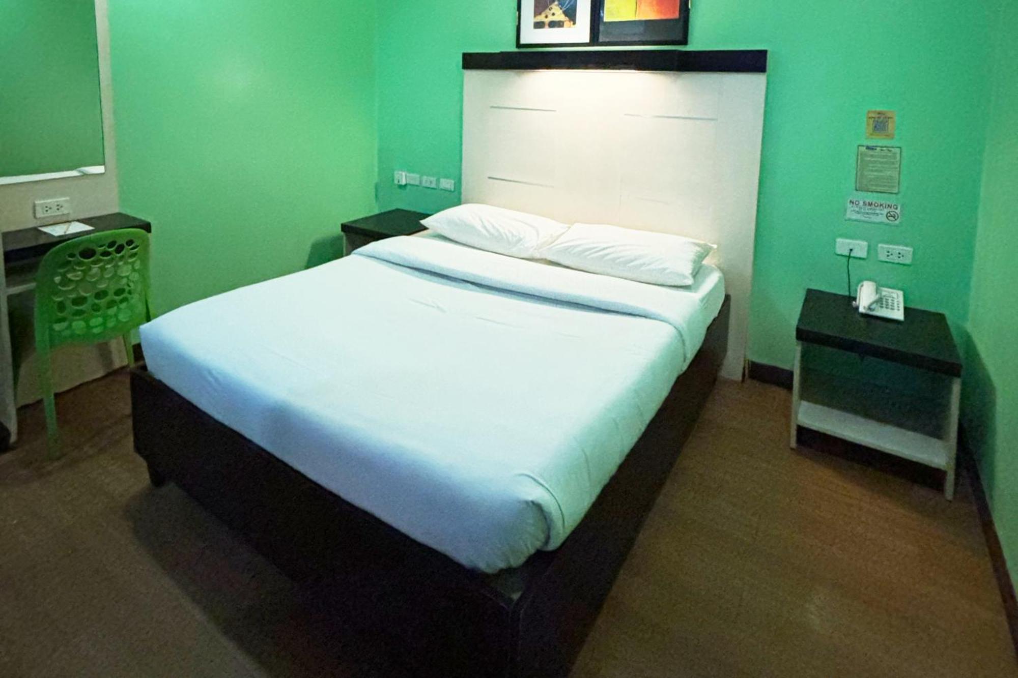 Sugbutel Family Hotel Cebu Ngoại thất bức ảnh